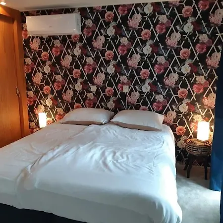 Forest Even Lekker Weg. Chalet *